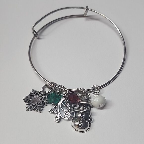 Adjustable Christmas Charm Bangle Bracelet Snowman Snowflake Tree Silver Tone - Picture 1 of 2